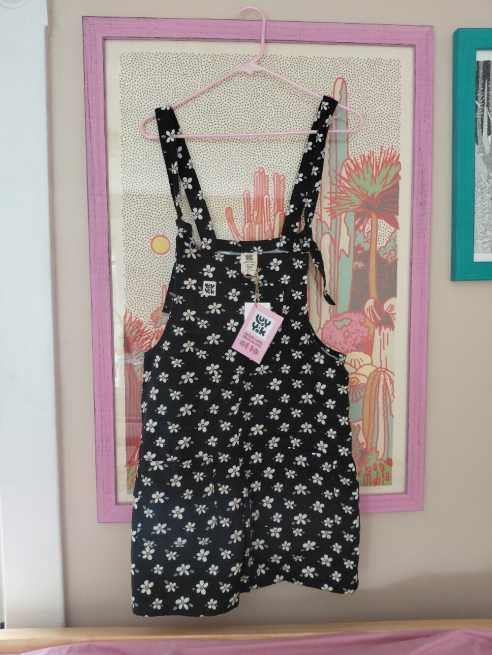 NWT Lucy & Yak Dungaree Shorts: Daisy Dream Print - UK 10R, US 6R Organic Cotton